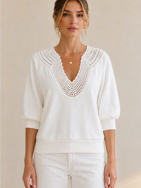Rails Mariposa Soft White Crochet Yoke Cotton Pullover Sweater Top Size Small